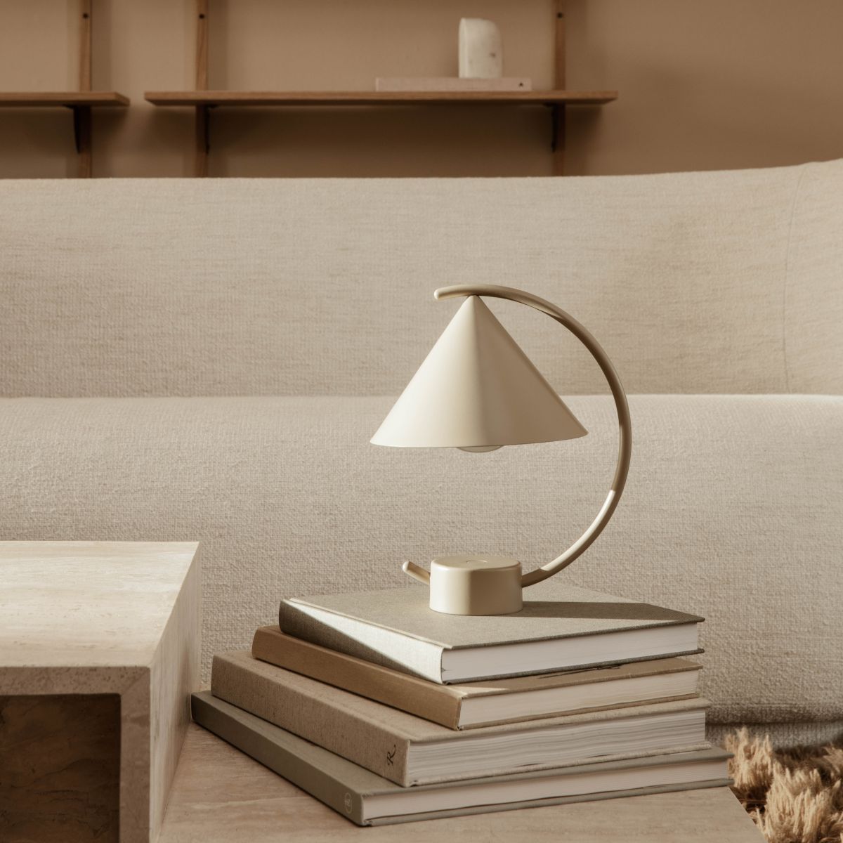 Meridian Lamp - Cashmere-2