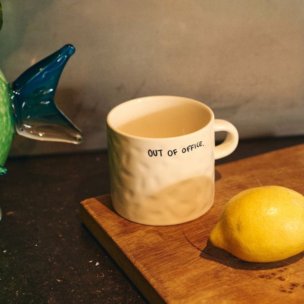 Out of Office, Mug