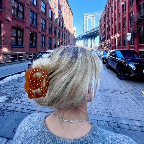 Pretzel, Hair Claw Clip