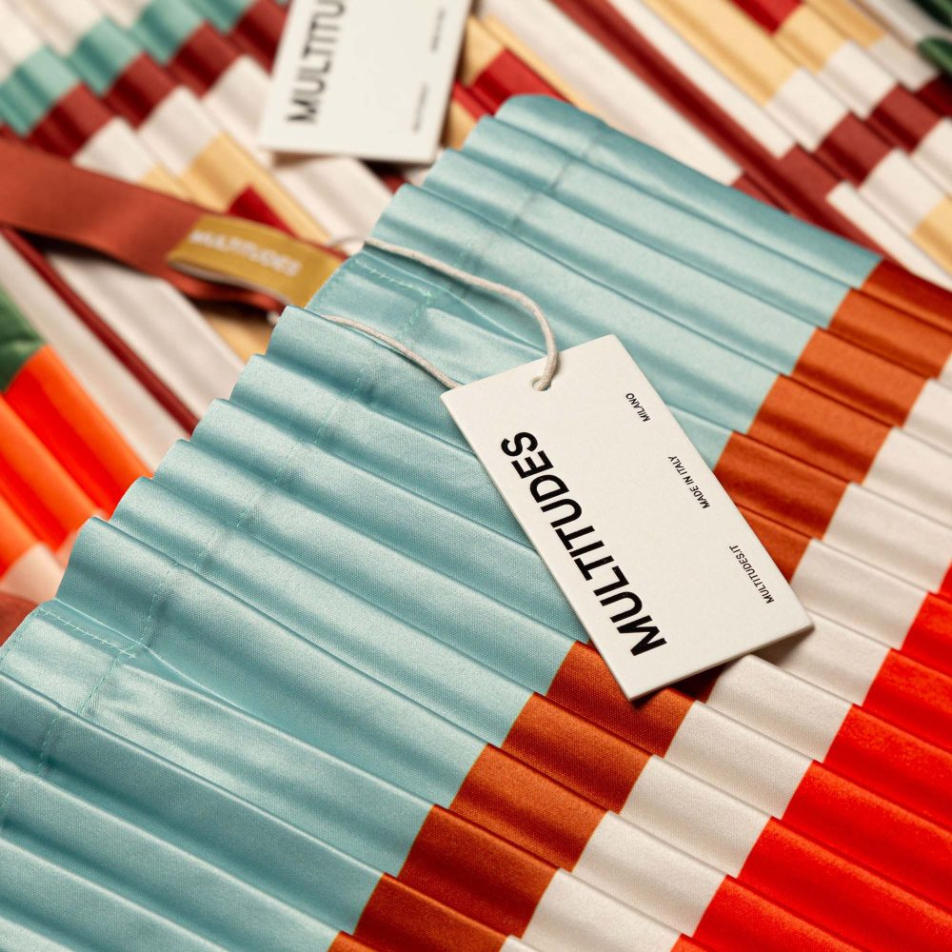 Ready for a refresh? New bags & multiway scarves